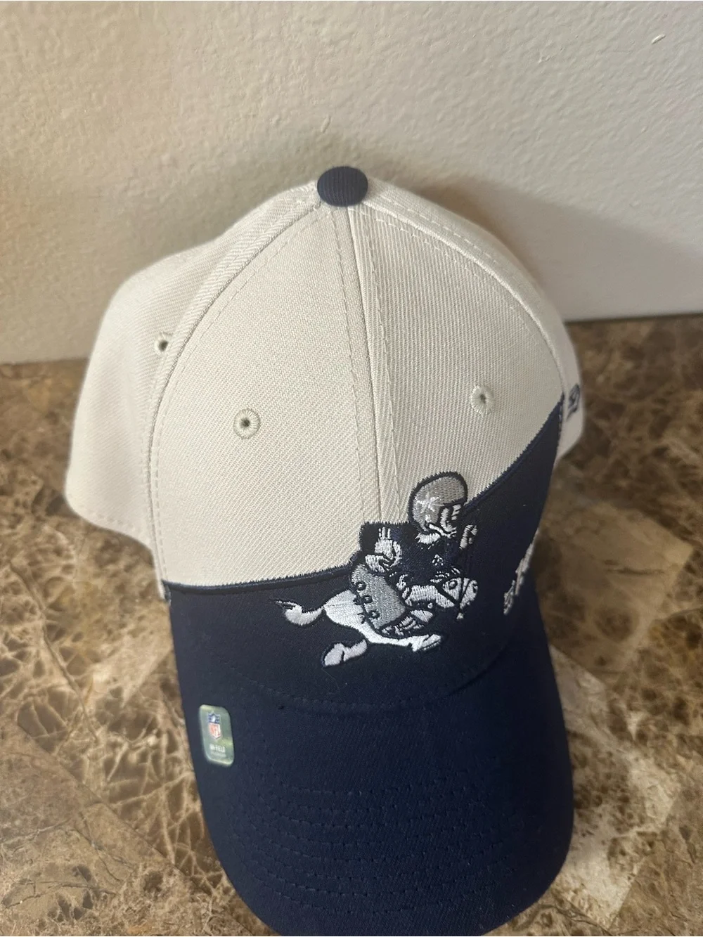 New Era 39thirty Dallas Cowboys 2023 Historic Throwback Retro Logo Hat M/L